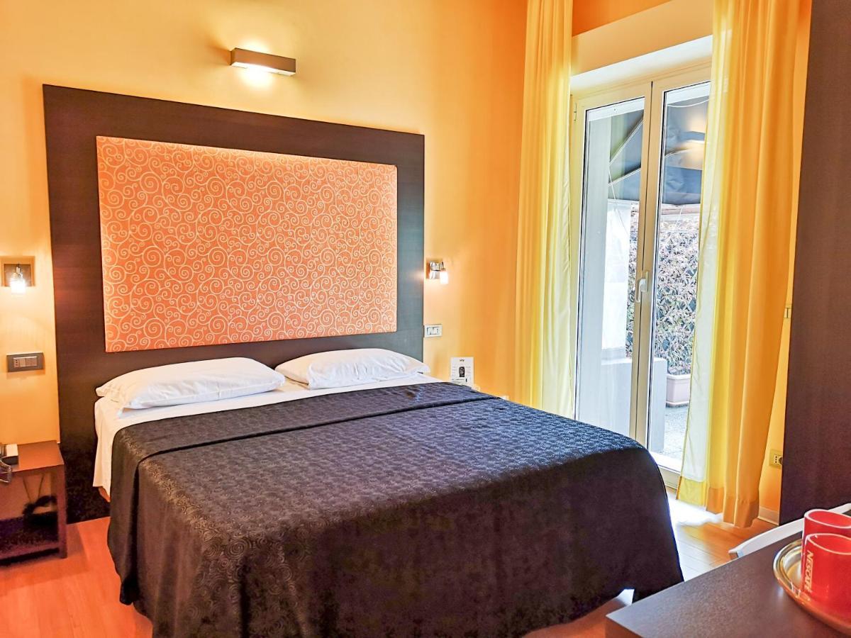 Double Room,1364979191:JPEG
